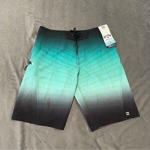 Billabong Shorts Mens 30 Black Green Ombre Pro Perfromance BoardShorts Recycler